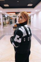 Lade das Bild in den Galerie-Viewer, PROVOCATEUR - Black Cropped Puffer Jacket